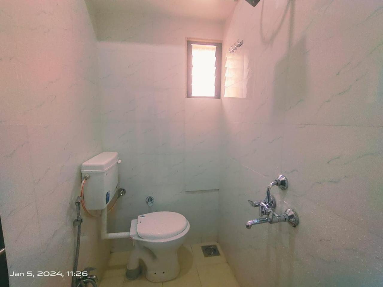 Amrit Guest House Pune Extérieur photo
